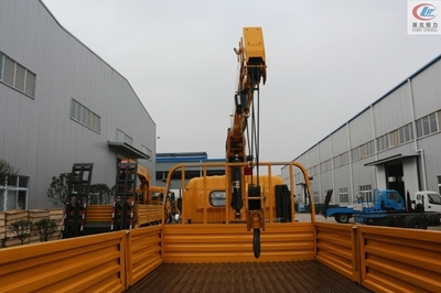 南安隨車吊采購(gòu)指南 渠道、選擇與注意事項(xiàng)